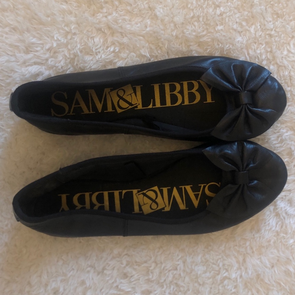 Black flats